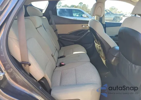 2017 Hyundai Santa Fe Sport z USA, uszkodzony, nr VIN 5XYZU3LB4HG464053